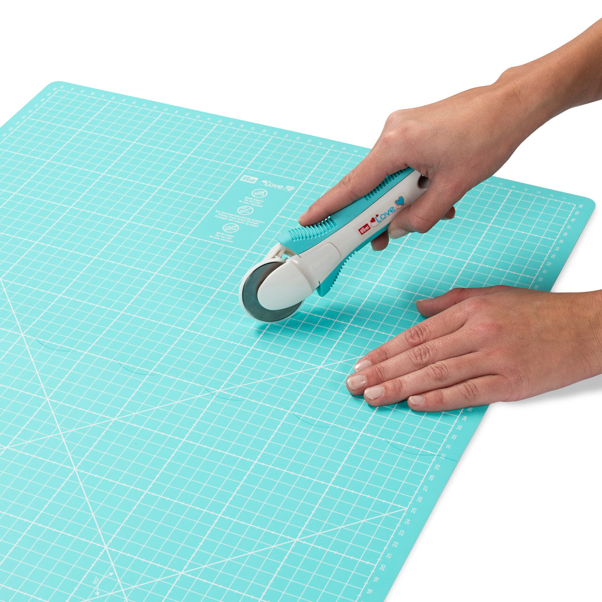 Prym LOVE Foldable Cutting Mat 45x60cm