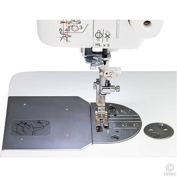Janome HD9
