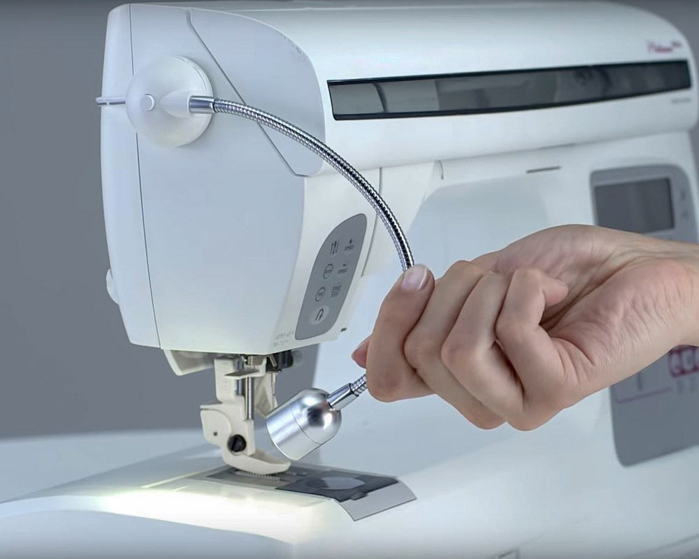 Daylight Sewing Machine Lamp