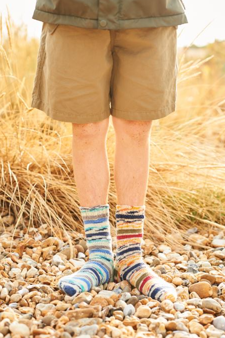 Stylecraft F121 - Simple Socks (free downloadable pdf)