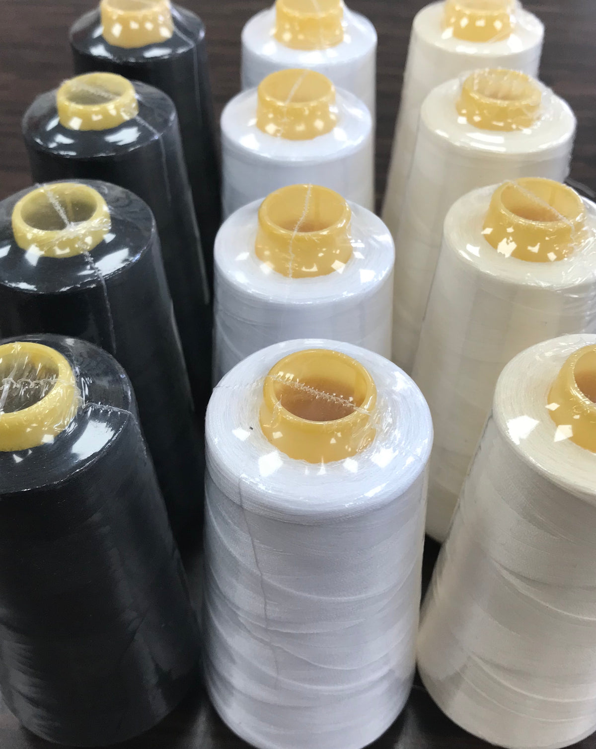 12x 2500m Quality Overlocker Polyester Thread