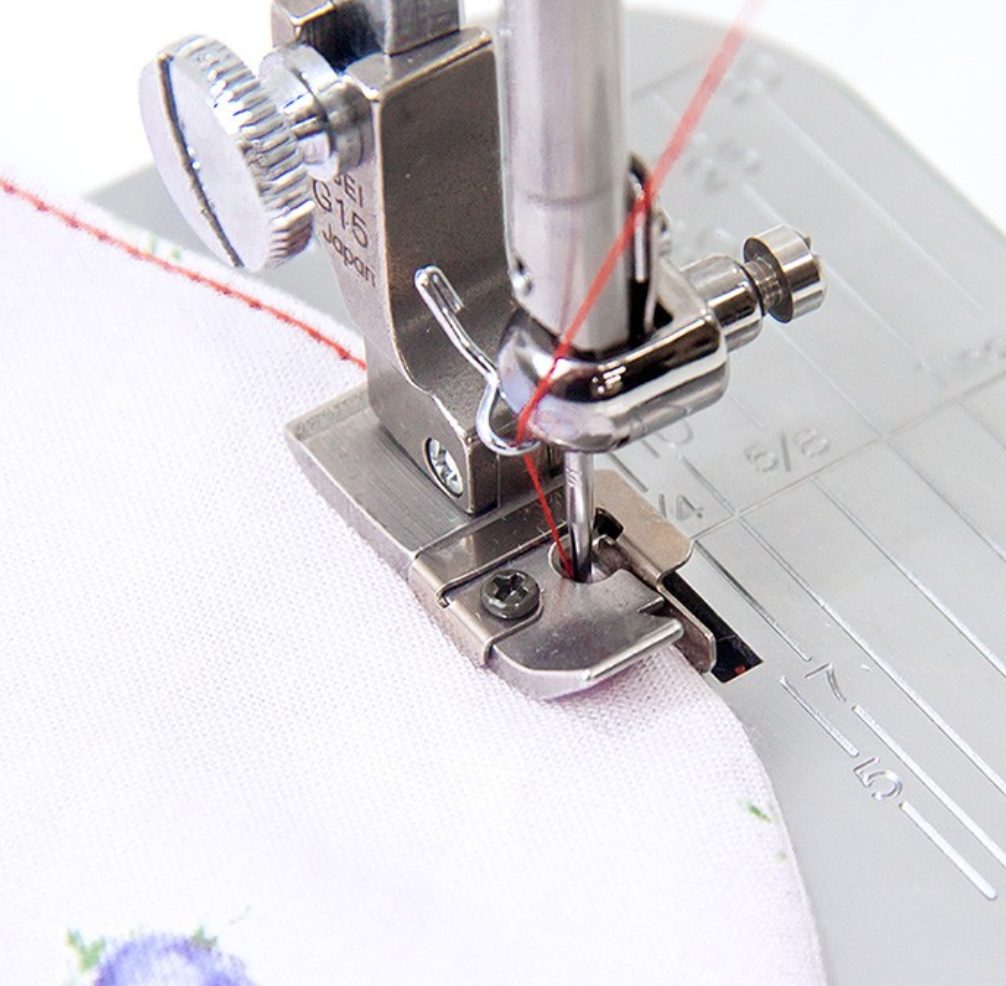 Juki Spring Guide Hinged Foot (Right 3mm)