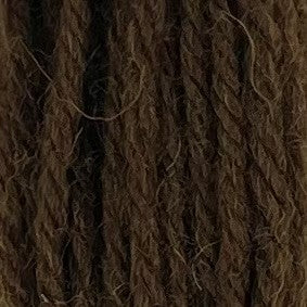 Appletons Crewel Wool 2 Ply 915 Fawn skein
