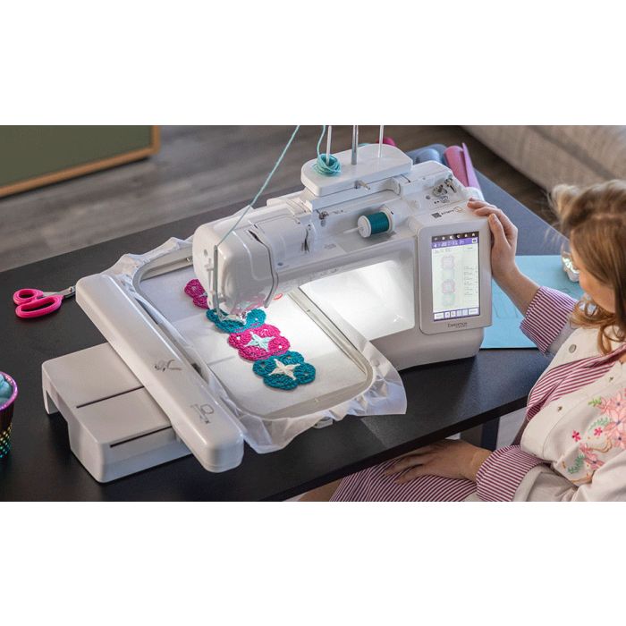 Brother Innov-is Expedition BX1e Embroidery Machine