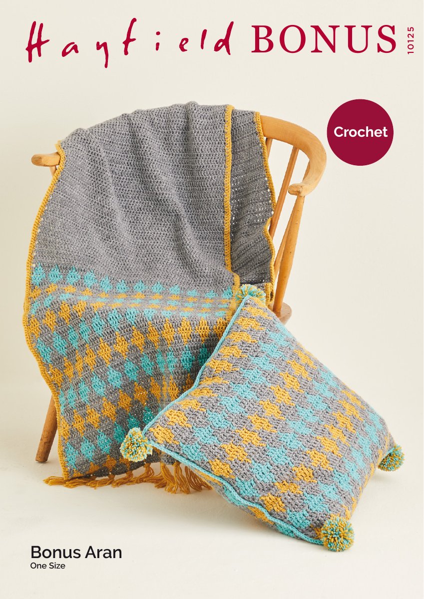 Hayfield 10125 Cushion in Bonus Aran pattern cover