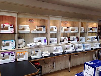 Sewing machines135 – Franklins Group | Franklins Group Limited