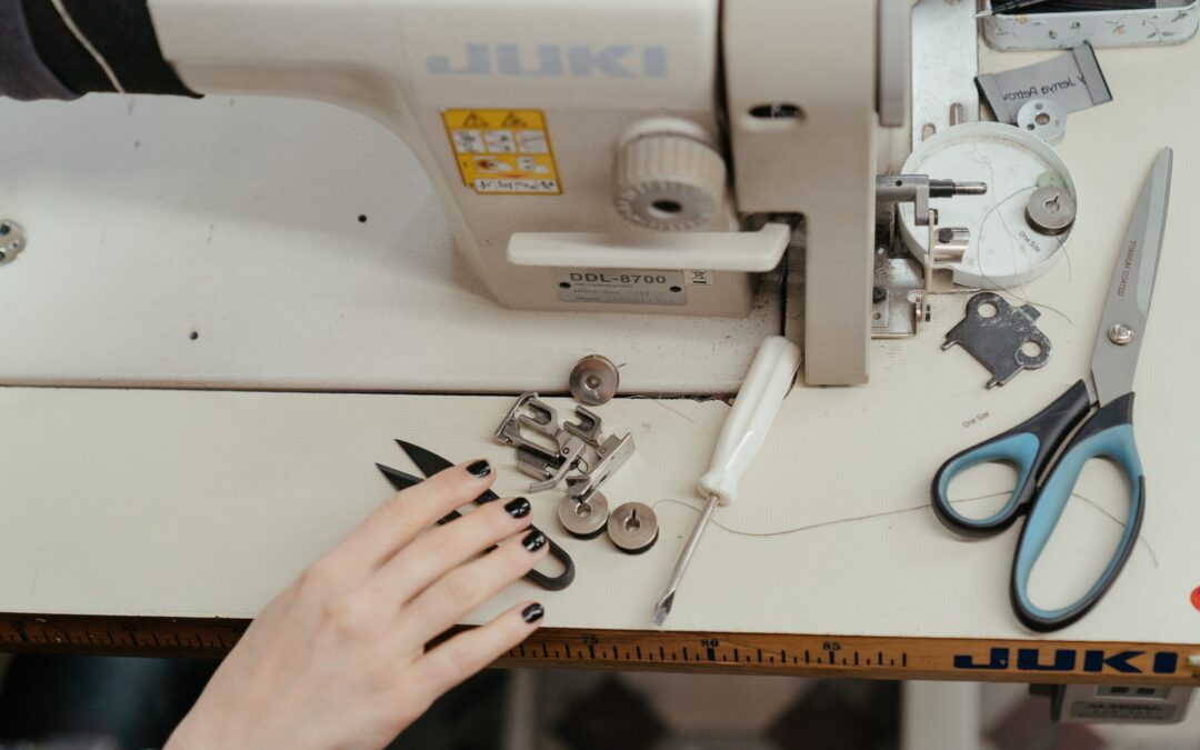 From Threads to Treasures: Crafting Personalised Gifts With Your Sewing Machine