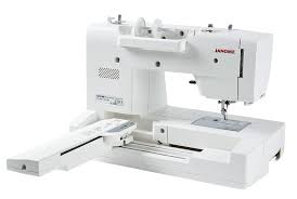 Janome MC100e Embroidery Machine - Image 6